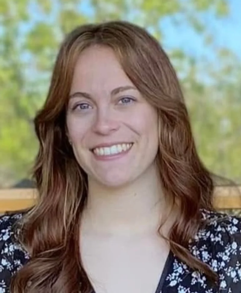 Sarah Updyke Guitar Instructor